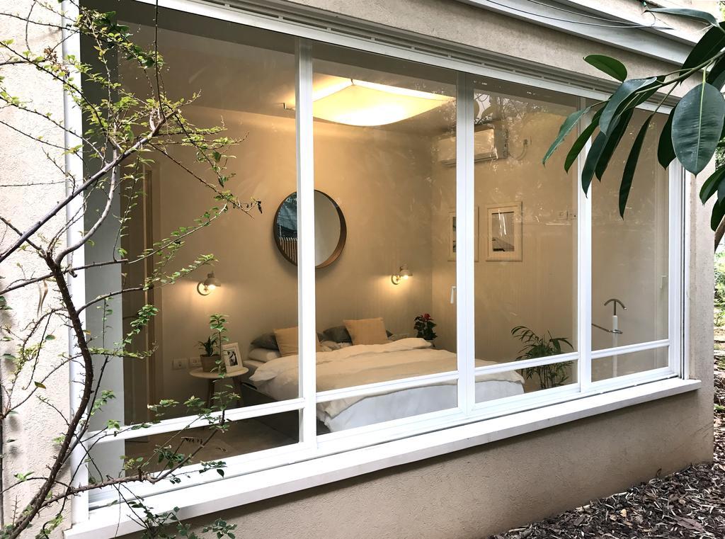 Luxurious By The Beach Apartment With Garden Tel Aviv Exterior foto