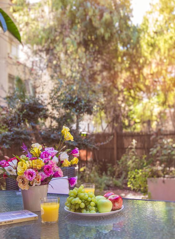 Luxurious By The Beach Apartment With Garden Tel Aviv Exterior foto